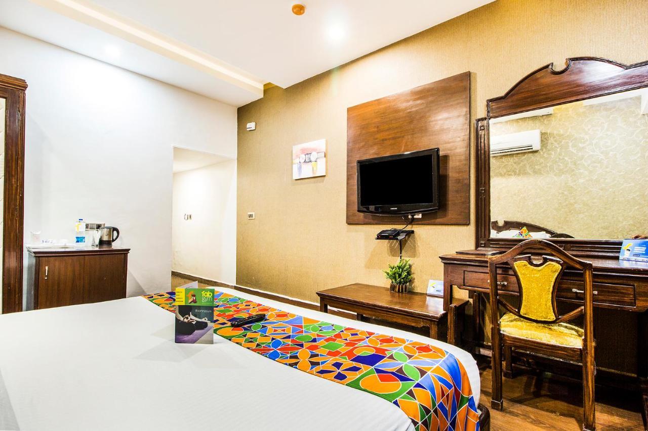 Fabhotel Le Monarque Chandīgarh Dış mekan fotoğraf